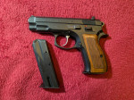ČZ 75 COMPACT