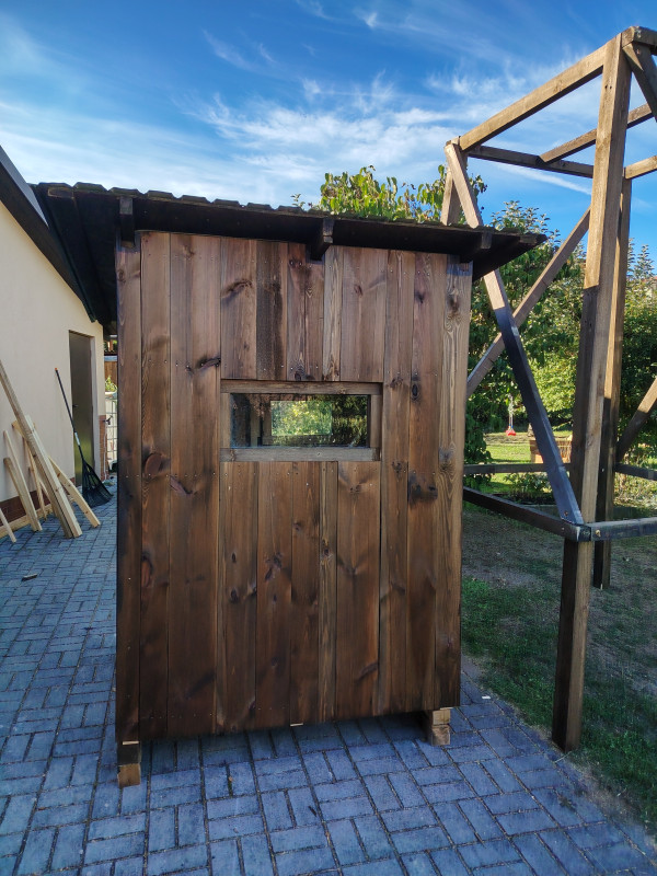 Kazatelna s podstavcem