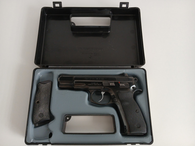 Prodám pistoli CZ 85