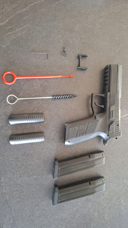 CZ P-09