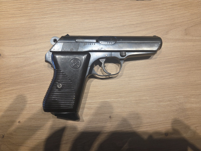 Pistole vz.50 7,65mm