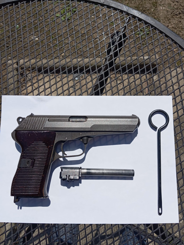 Pistole VZ 52 7,62 Tokarev + hlaveň 9mm