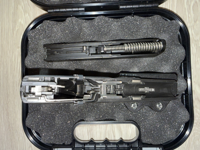 Glock 17 5. Gen + příslušenství