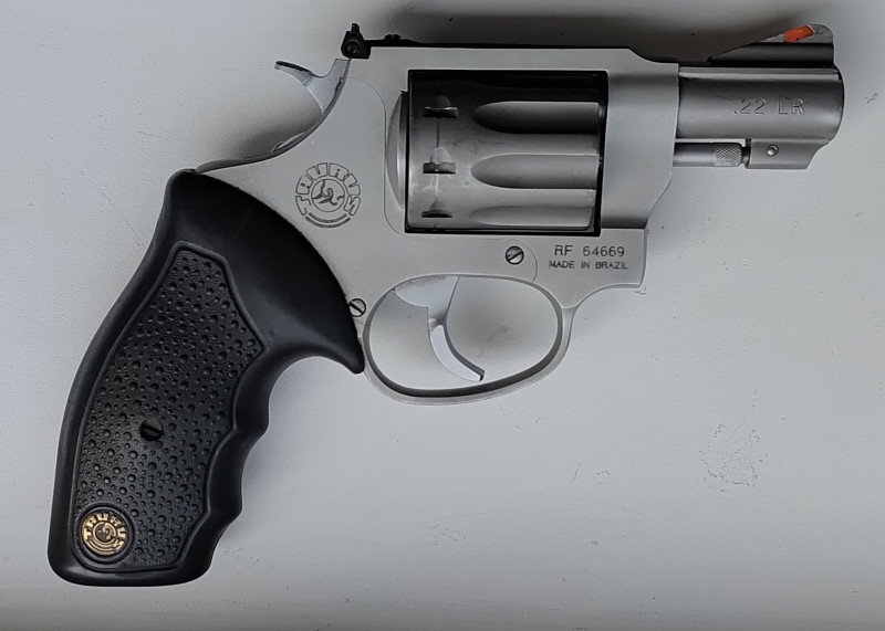 Dvoupalcový Taurus Ultralight Nine .22 LR