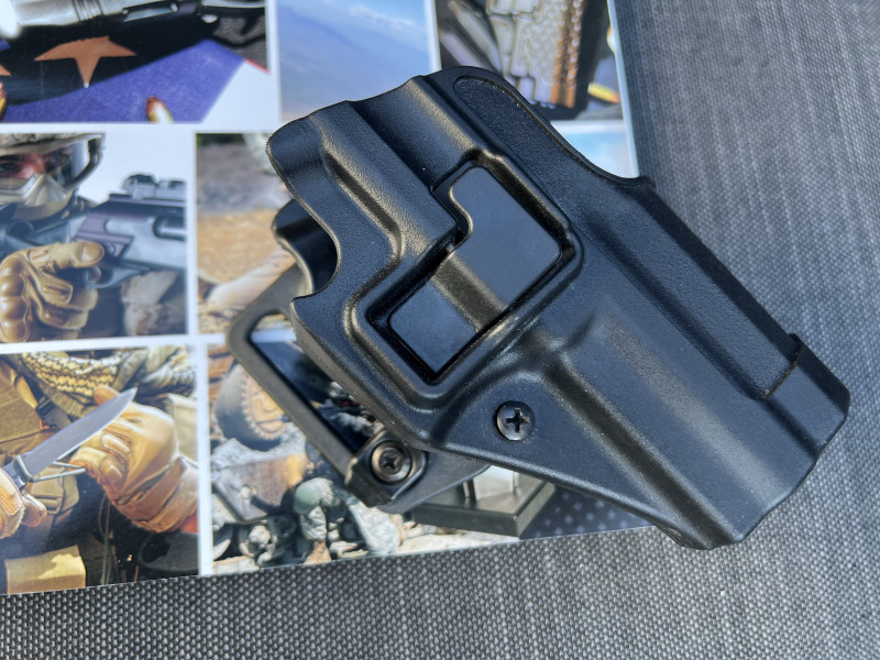 Kydex HK - P30 pro praváka s pojistkou pc: 1.500 Kč