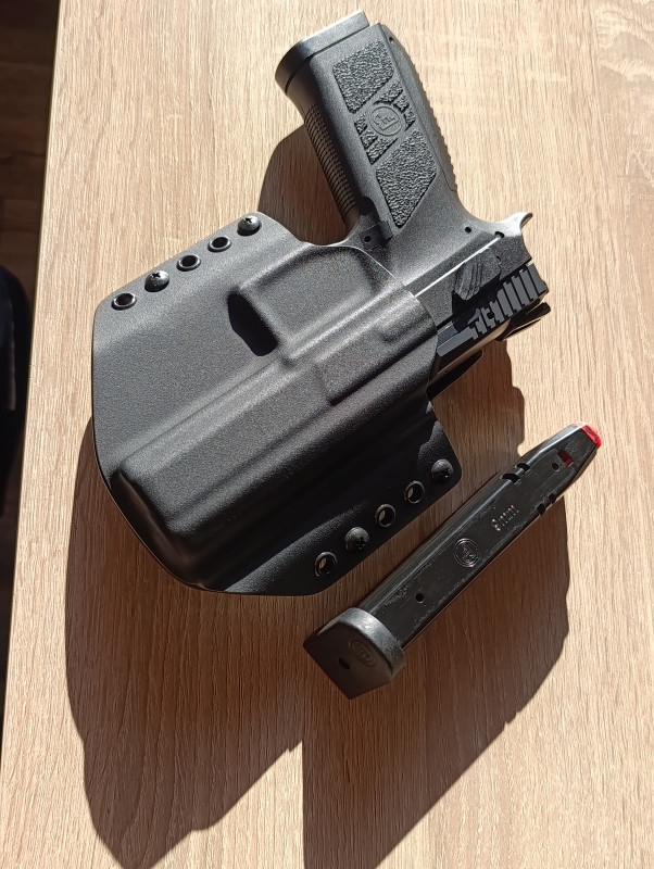 Cz P09 F