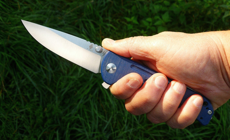 KIZER JUSTICE denim micarta