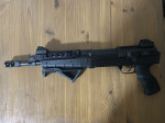 Vz 585 tactical