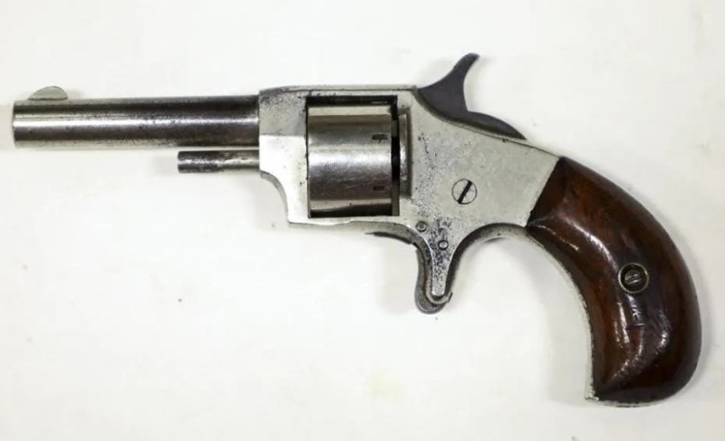 Starožitný revolver Hopkins Allen .22 – 7ran
