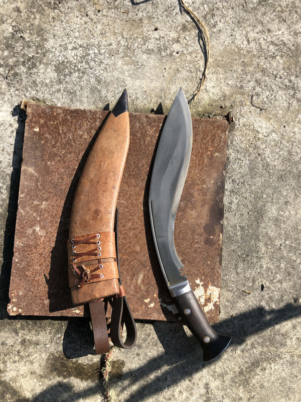 Prodám nepálský kukri M43