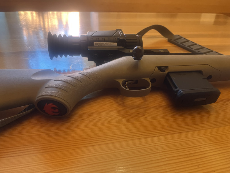 RUGER AMERIČAN RIFLE 300 AAC Blackout