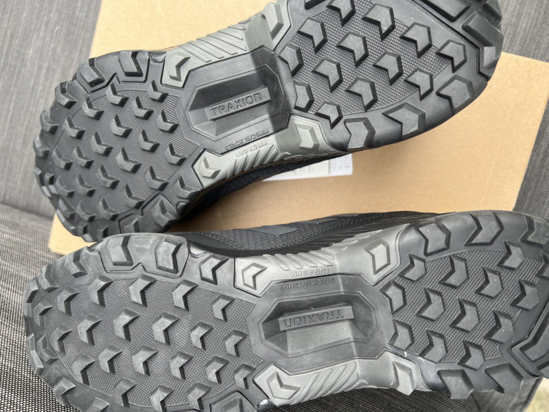 TERREX black CARBON - UK11 - nové 