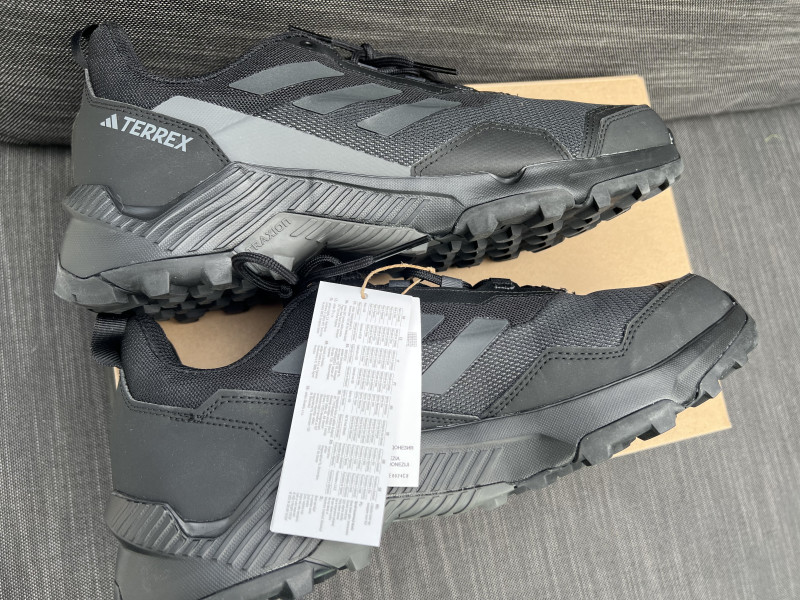 TERREX black CARBON - UK11 - nové 