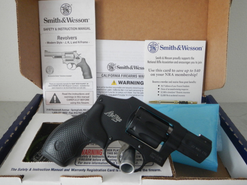 S&W 351C