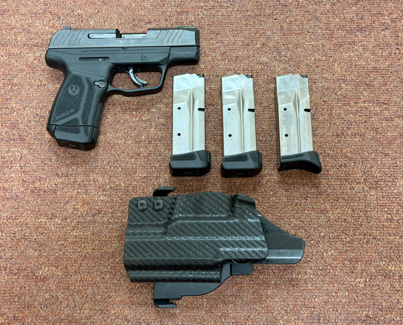 Prodám Ruger Max 9