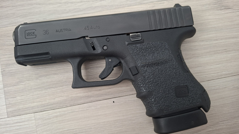 Glock 36  ráže 45acp