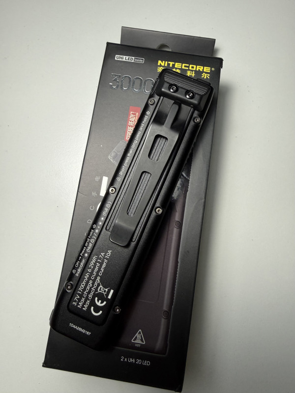 Nitecore EDC25