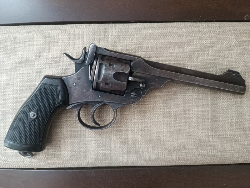 Revolver Webley mk VI