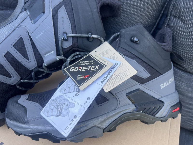 Salomon Gore-Tex Ultra 4 Mid GTX - UK11 - NOVÉ PC 4.990 Kč