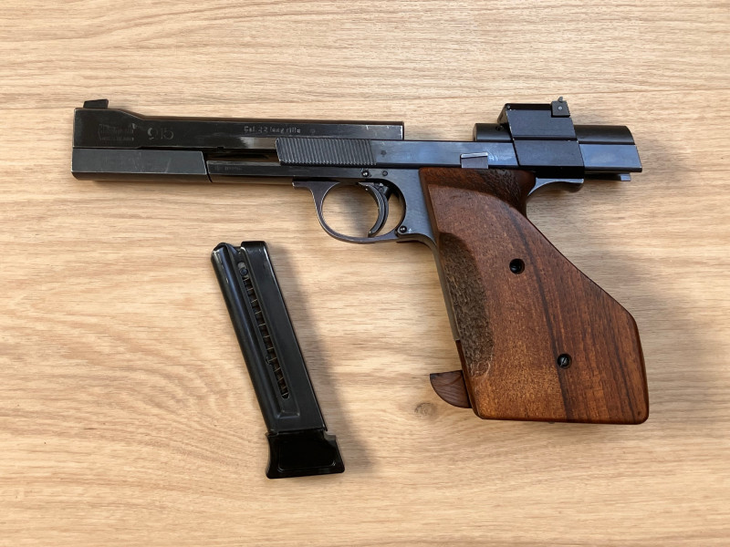 Pistole Hämmerli 215 .22 LR
