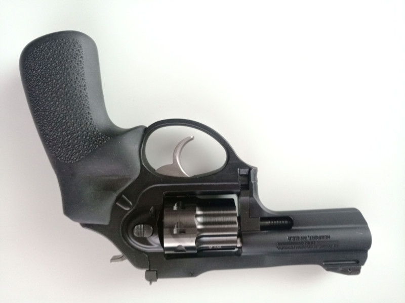 Revolver Ruger LCRx, v ráži .22 LR 3“