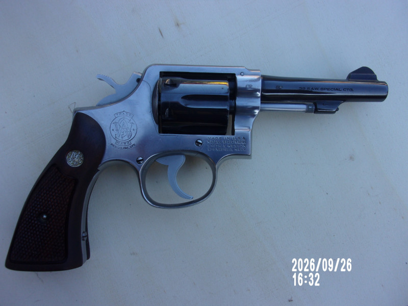SMITH AND WESSON 38 SPECIÁL
