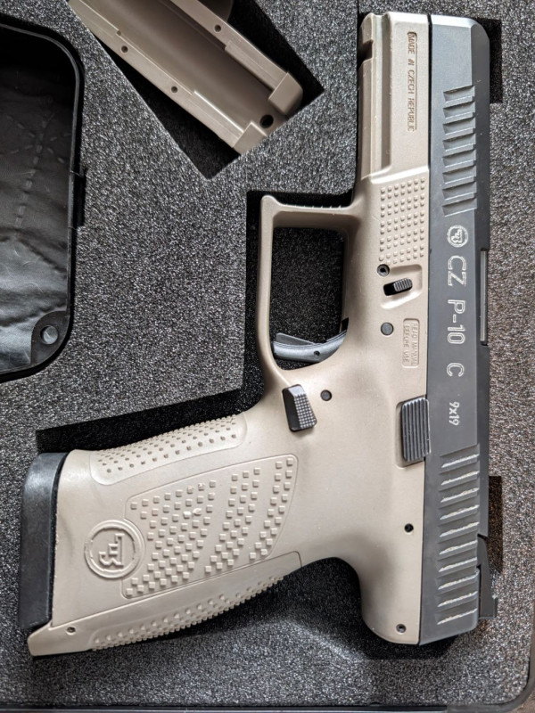 Prodám CZ P-10c FDE