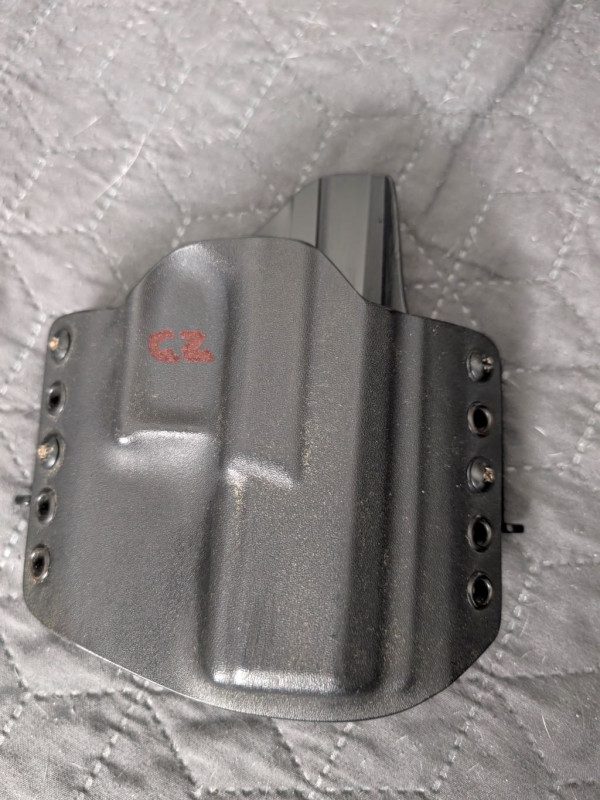 Prodám CZ P-10c FDE