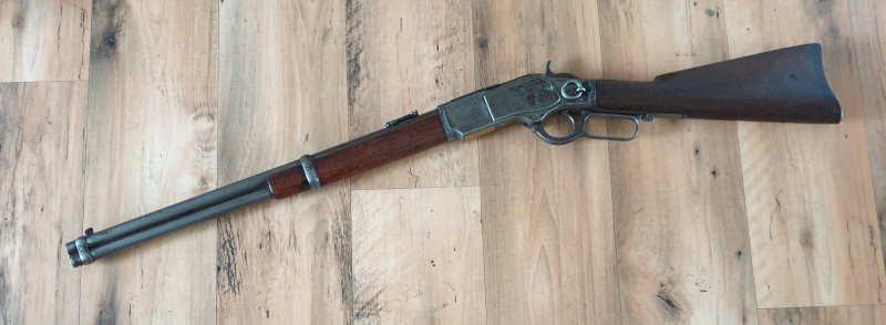 HISTORICKÁ PUŠKA WINCHESTER M.1873 CAL.44-40WCF CARBINE