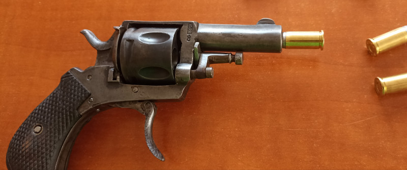 Historický revolver Bulldog, 38sw, belgie SA/DA
