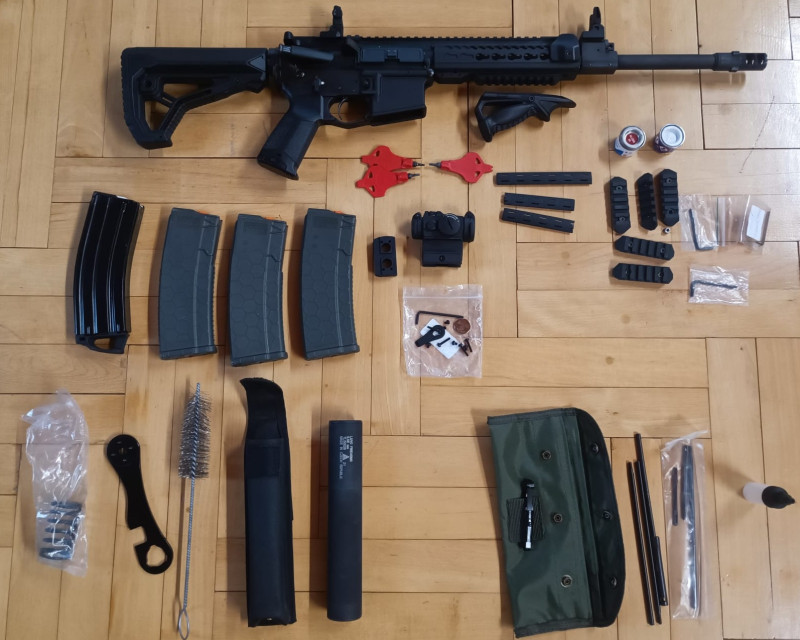 LA-15 AR-15 223 Rem pístové provedení