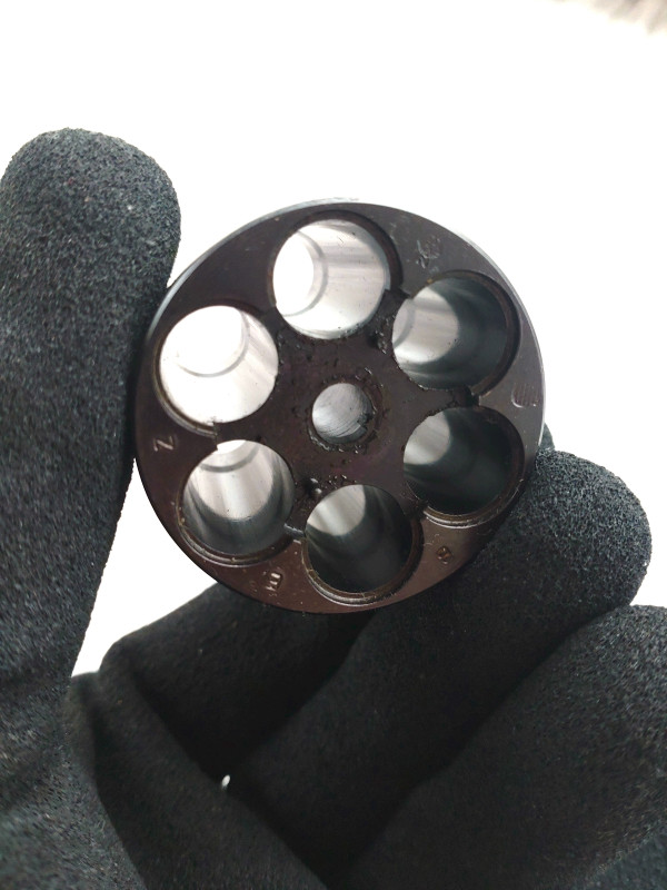 Válec, Smith & Wesson, .44 Rem. Mag.