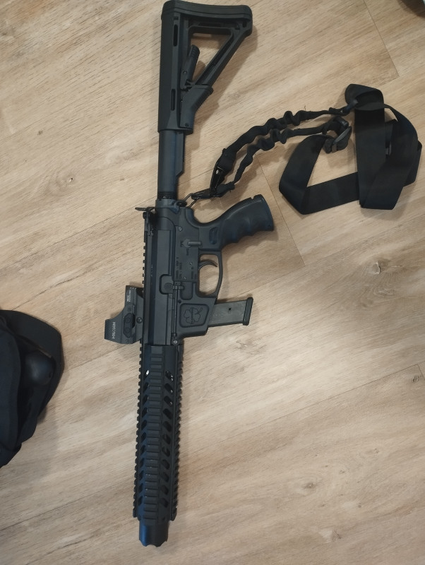 AR9 Foxtrot Mike+tlumič A-Tec