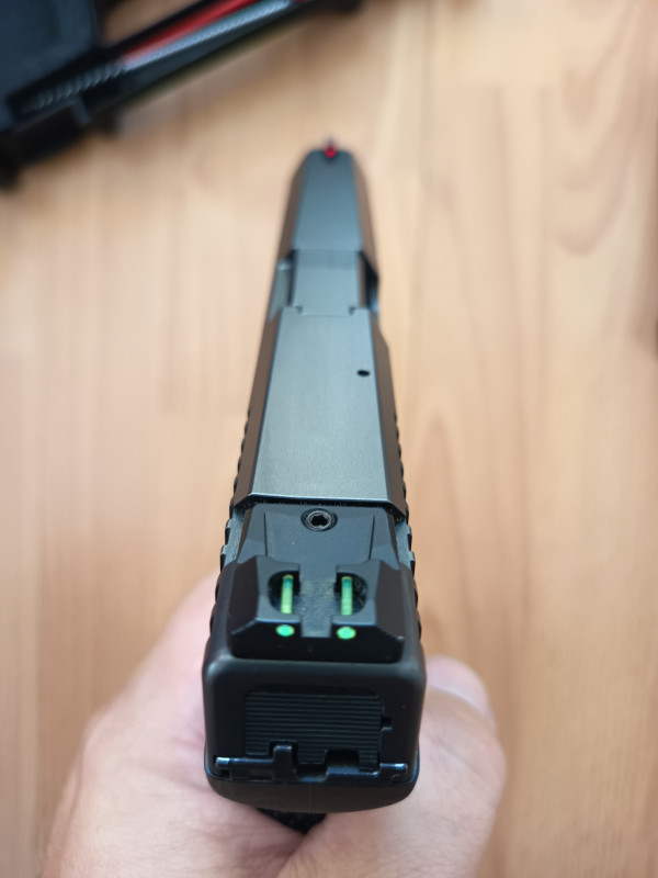 CZ P-10 F v záruce