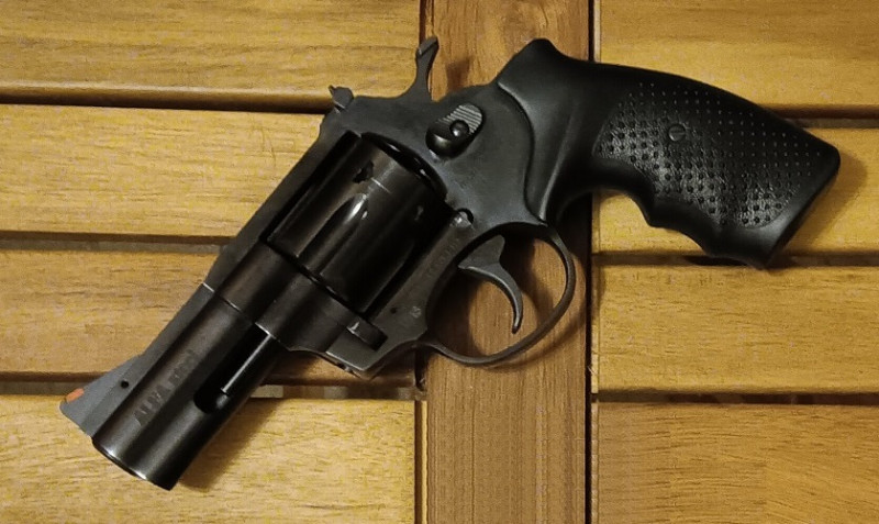 Revolver Alfa Steel 3531