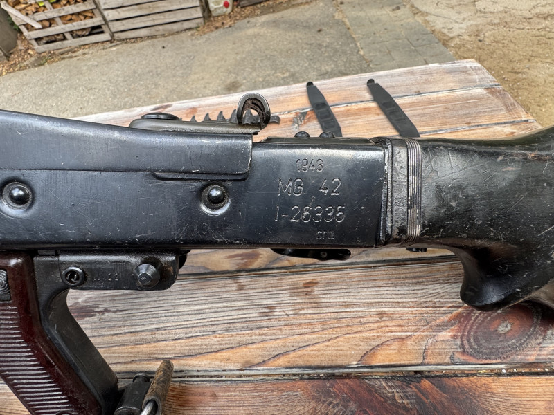 M53/MG42