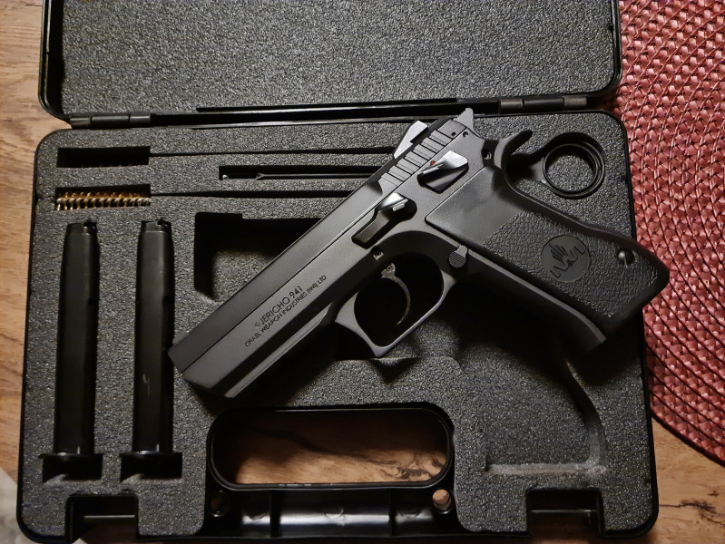 Jericho 9mm IWI celokov