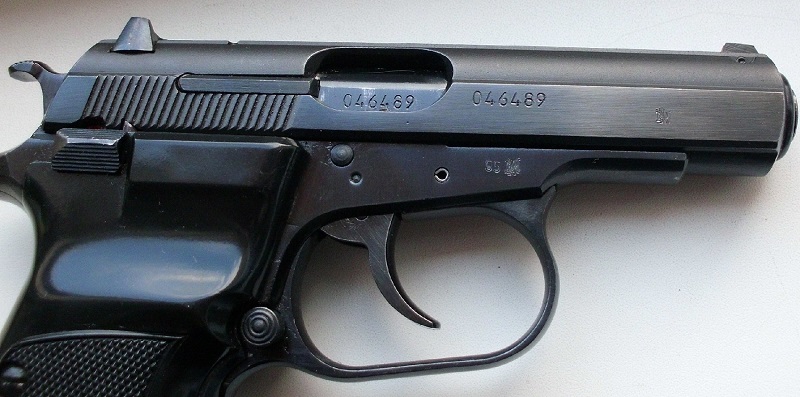 pistole ČZ 83- 7,65 mm rv.95 zánovní stav