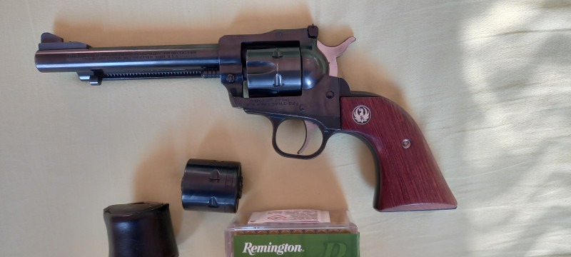 Ruger single six 22lr+ 22wmr
