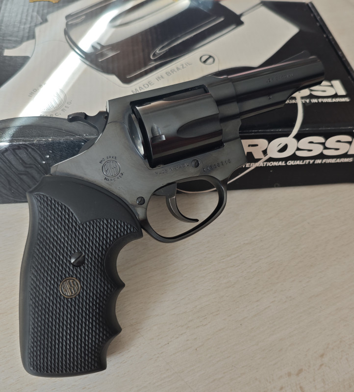 Rossi model 33, ráže 38. Special
