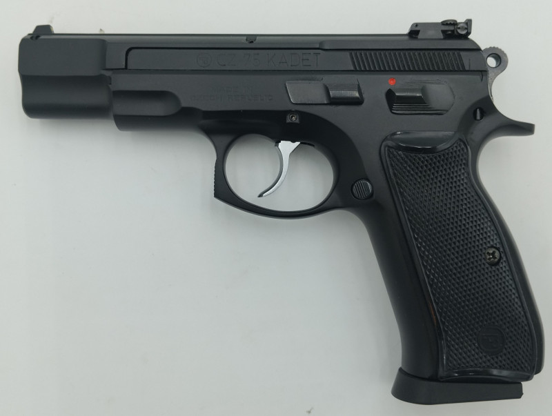  CZ 75 Kadet v ráži .22 LR