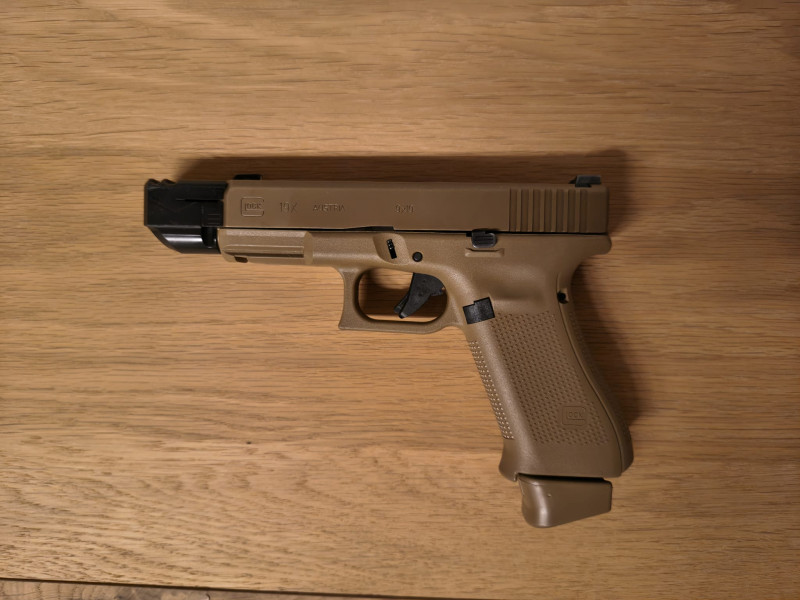 Glock 19X - kompenzátor a performance spoušť 