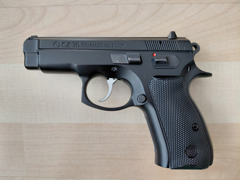 CZ 75 COMPACT
