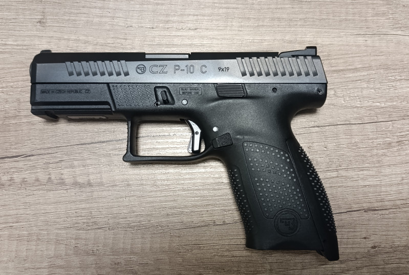 Prodám CZ P-10 C.