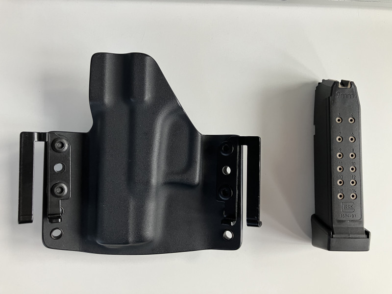 Glock zasobnik a OWB pouzdro