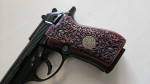 Střenky Beretta 81BB/84/85
