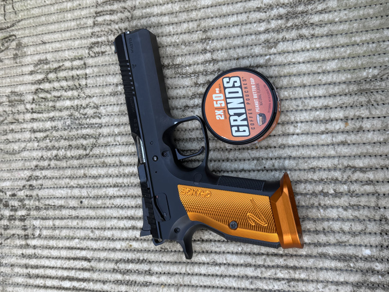 ČZ TS2 orange 
