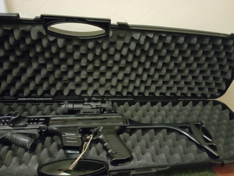 Pistole samonabíjecí CZECH WEAPONS CSV-9, výr. číslo CSV-201