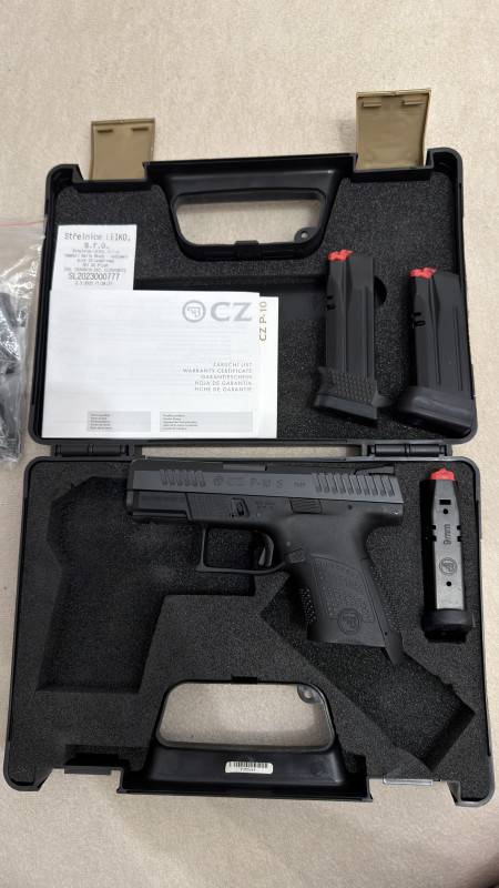 CZ P10s