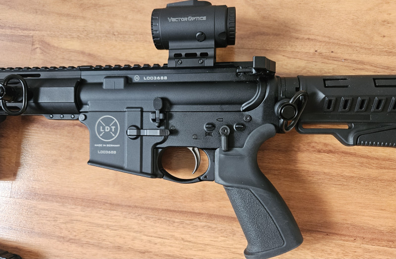 Puška AR15 LDT Schmeisser. 223 10.5